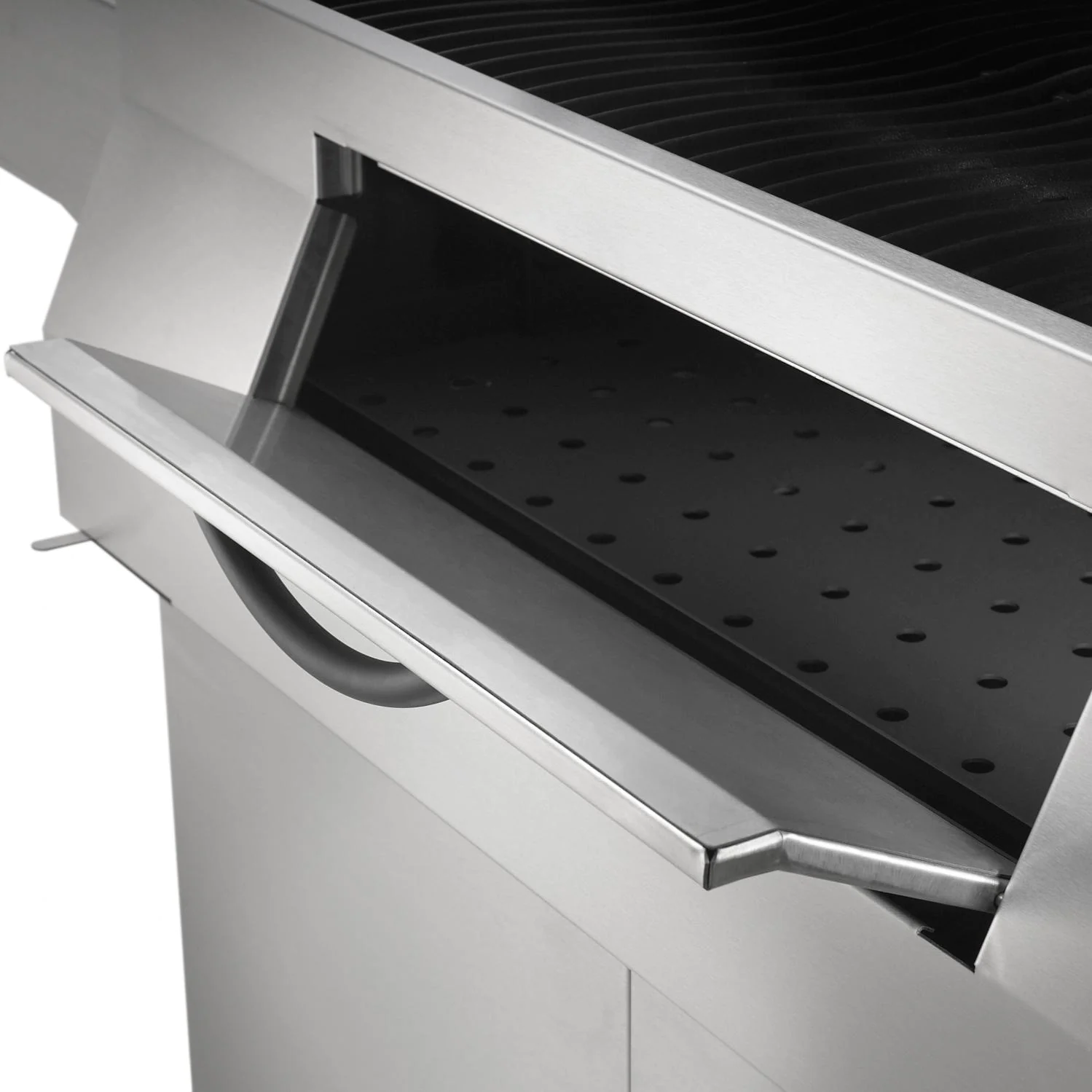 Napoleon PRO605CSS Freestanding Charcoal Grill 7 Napoleon PRO605CSS Freestanding Charcoal Grill